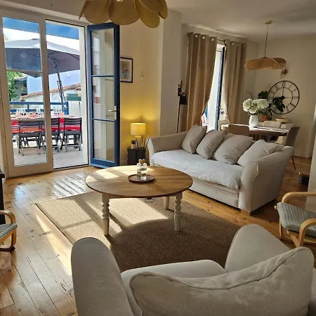 Будинок відпочинку Maison Familiale Cosy Avec Terrasse -